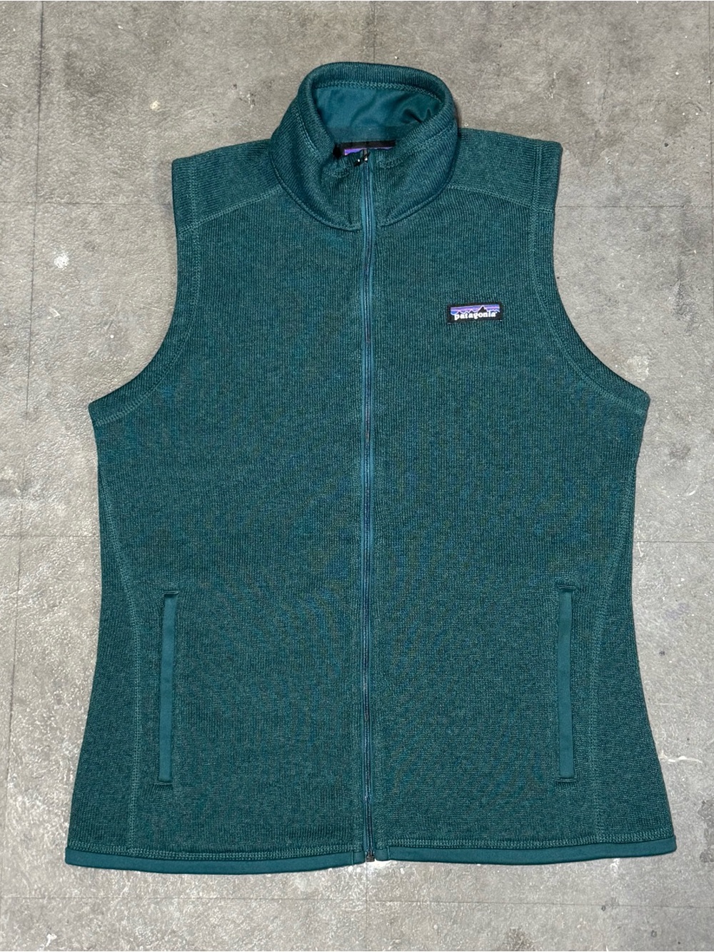 Patagonia Women’s Better Sweater Vest Size Large Teal Color Blue Green Full Zip